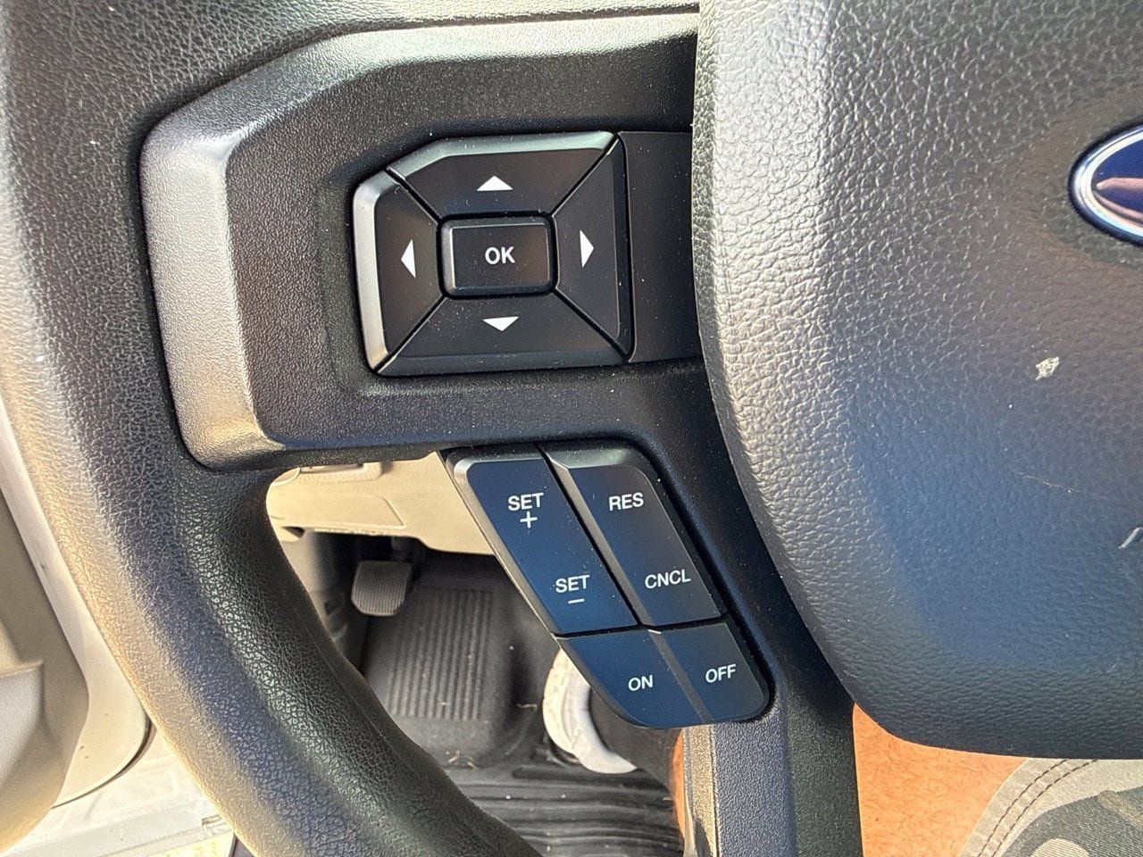 Used 2022 Ford F250 XL w/ Power Equipment Group RWD image 26