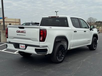 Used 2024 GMC Sierra 1500 Pro w/ Graphite Edition