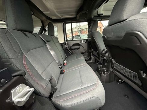 New 2026 Jeep Wrangler Unlimited Rubicon image 30