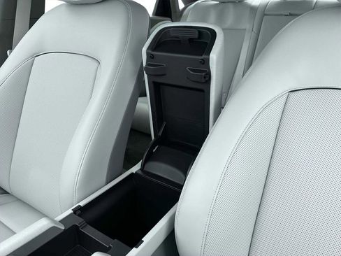 New 2025 Hyundai Ioniq 6 SEL RWD image 18
