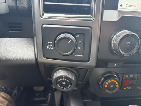 Used 2018 Ford F150 XLT w/ Equipment Group 302A Luxury image 32