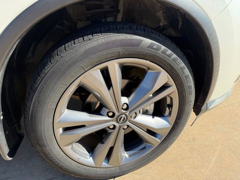 Used 2023 Nissan Murano Platinum w/ Cargo Package image 9