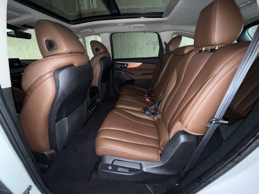 Used 2022 Acura MDX w/ Technology Package AWD/4WD image 22