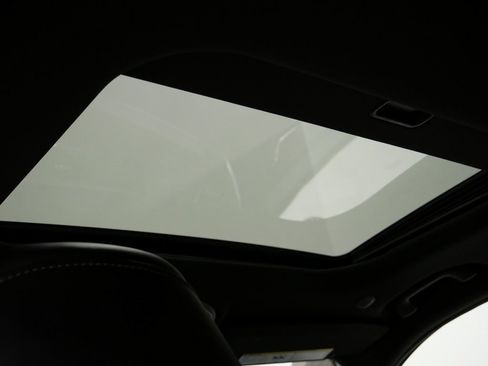 New 2025 Jeep Grand Cherokee 4WD image 4