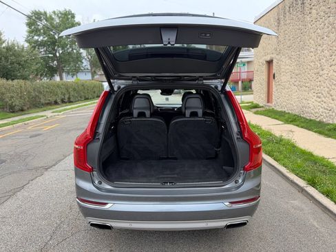 Used 2017 Volvo XC90 T6 Inscription w/ Vision Package AWD/4WD image 9