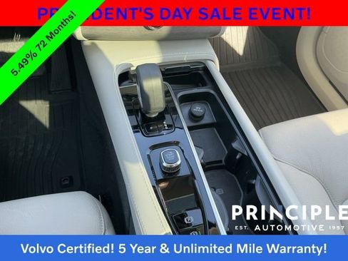 Certified 2023 Volvo XC90 T8 Plus w/ Protection Package Premier image 18