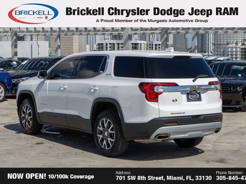 Used 2023 GMC Acadia SLE image 7