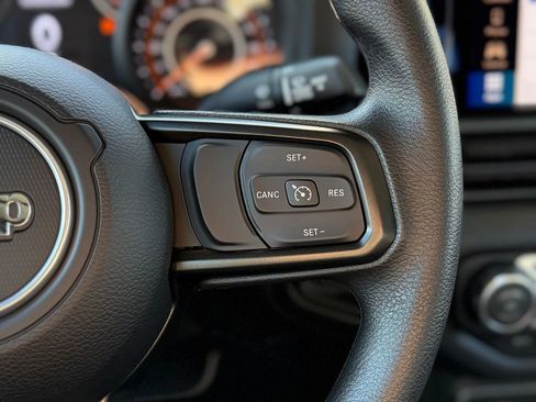 New 2026 Jeep Gladiator Sport AWD/4WD image 12