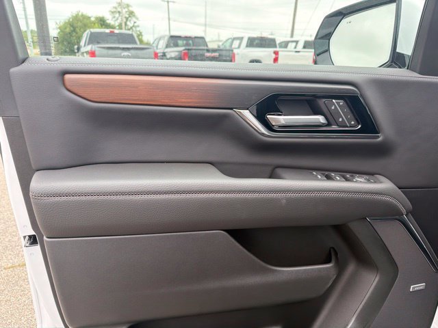 New 2026 GMC Yukon Denali w/ Sun & Power Step Package AWD/4WD image 14