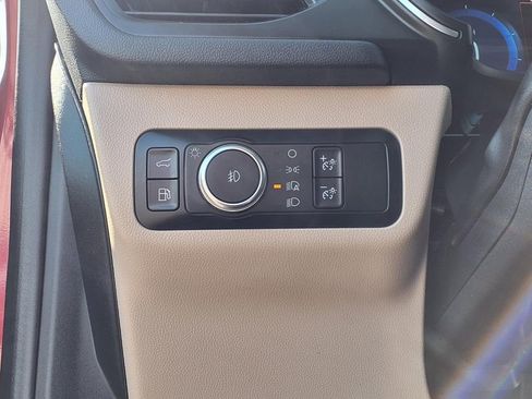 Used 2020 Ford Escape Titanium w/ Titanium Premium Package 2.0 image 26