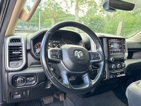 Used 2019 RAM 1500 Big Horn RWD image 8