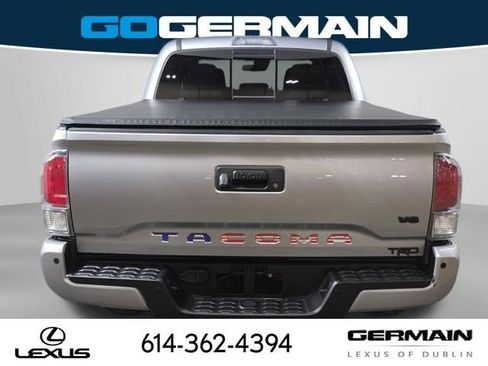 Used 2021 Toyota Tacoma TRD Sport w/ Technology Package AWD/4WD image 8