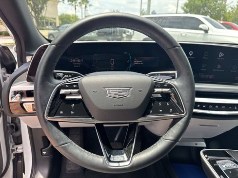 Certified 2024 Cadillac Lyriq Luxury RWD image 15