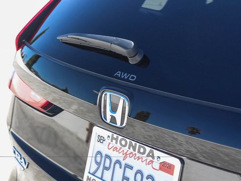Used 2025 Honda CR-V Sport image 8