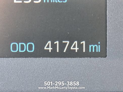 Used 2025 Toyota Corolla SE FWD image 22