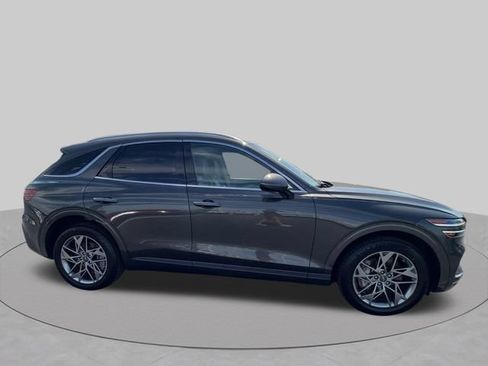 Used 2025 Genesis GV70 2.5T AWD/4WD image 10
