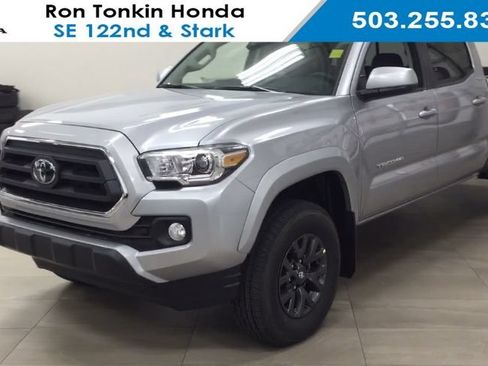 Used 2022 Toyota Tacoma SR5 RWD image 1