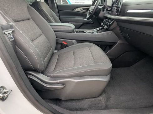 Certified 2024 Chevrolet Traverse LT image 25