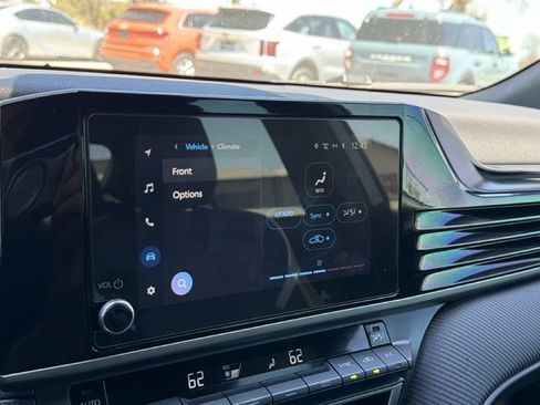 Certified 2025 Toyota Camry SE image 28