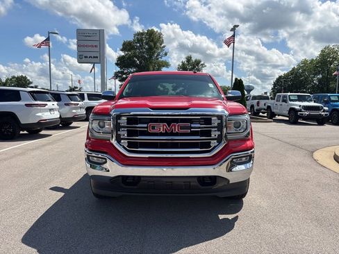 Used 2018 GMC Sierra 1500 SLT w/ SLT Premium Package AWD/4WD image 9