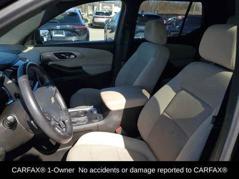 Used 2022 Chevrolet Traverse LT image 7