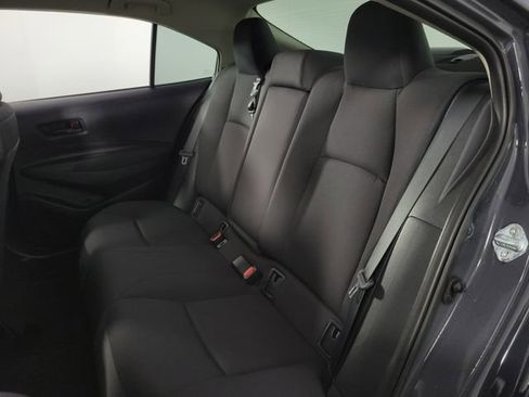 Used 2025 Toyota Corolla LE image 17