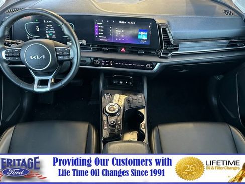 Used 2023 Kia Sportage EX image 13