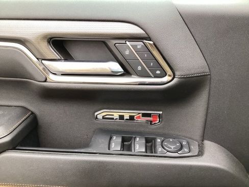Used 2024 GMC Sierra 1500 AT4 w/ Technology Package image 19