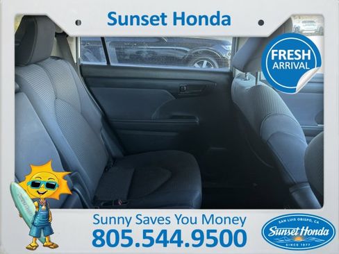 Used 2020 Toyota Highlander L image 3