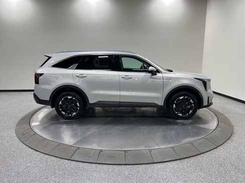 New 2026 Kia Sorento S AWD/4WD image 5