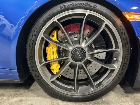 Used 2016 Porsche 911 GT3 RWD image 46