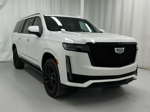 Used 2024 Cadillac Escalade ESV Sport w/ LPO, ONYX Package image 1