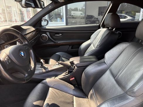 Used 2011 BMW M3 Coupe RWD image 27