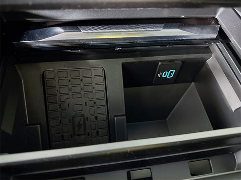 Used 2026 Ford F450 Platinum w/ FX4 Off-Road Package image 34