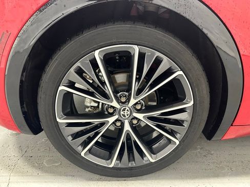 Used 2025 Toyota Prius XLE image 66