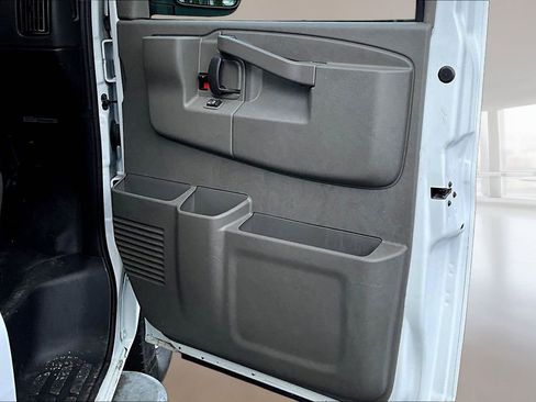 Used 2024 Chevrolet Express 2500 w/ Driver Convenience Package RWD image 22
