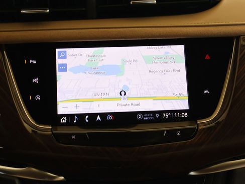 Used 2025 Cadillac XT6 Sport w/ Platinum Package AWD/4WD image 17