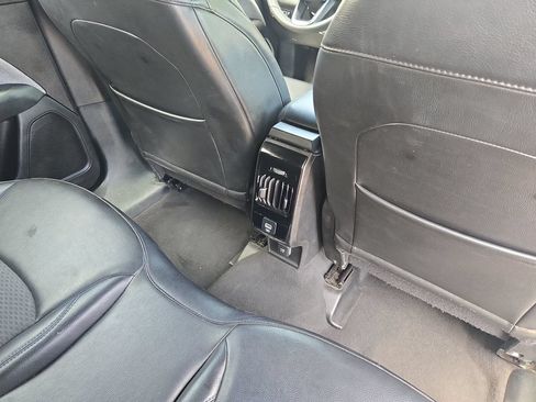 Used 2023 Jeep Compass Latitude AWD/4WD image 11