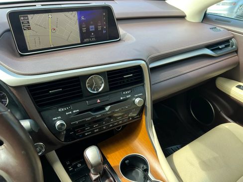 Used 2019 Lexus RX 350 AWD w/ Navigation Package image 22