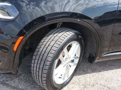 Used 2025 Dodge Durango GT AWD/4WD image 16