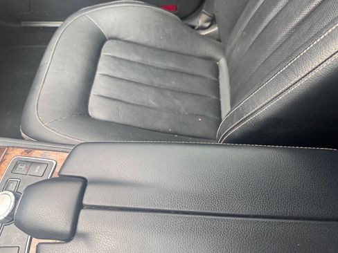 Used 2014 Mercedes-Benz CLS 550 w/ Premium 1 Package image 27