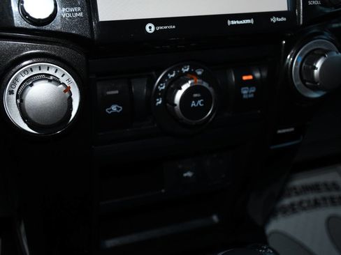 Used 2021 Toyota 4Runner TRD Off-Road Premium image 39