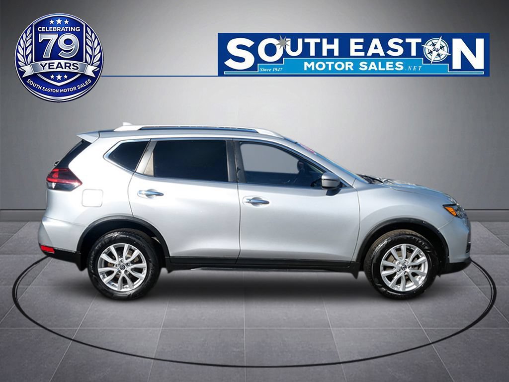 Used 2018 Nissan Rogue SV AWD/4WD image 8