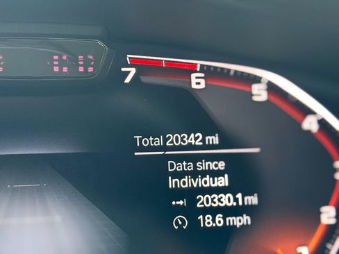 Used 2021 BMW M550i xDrive image 40