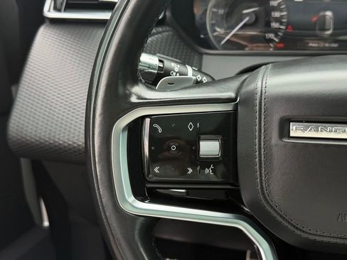 Used 2022 Land Rover Range Rover Velar R-Dynamic S image 17