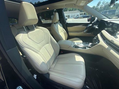 Used 2025 INFINITI QX60 Luxe w/ Vision Package FWD image 26