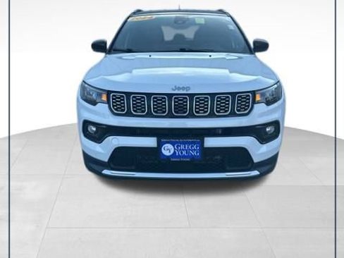 Used 2024 Jeep Compass Limited image 1