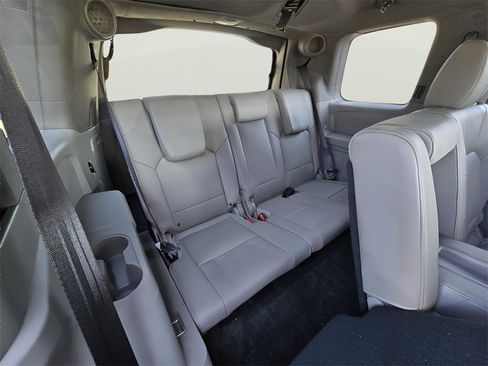 Used 2015 Honda Pilot Touring image 40