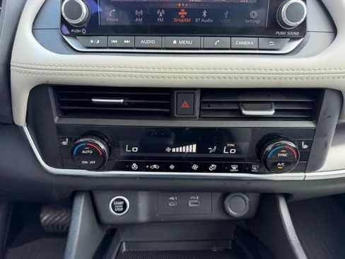 Used 2023 Nissan Rogue SV w/ SV Premium B Package AWD/4WD image 15