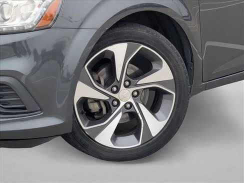 Used 2017 Chevrolet Sonic Premier image 23